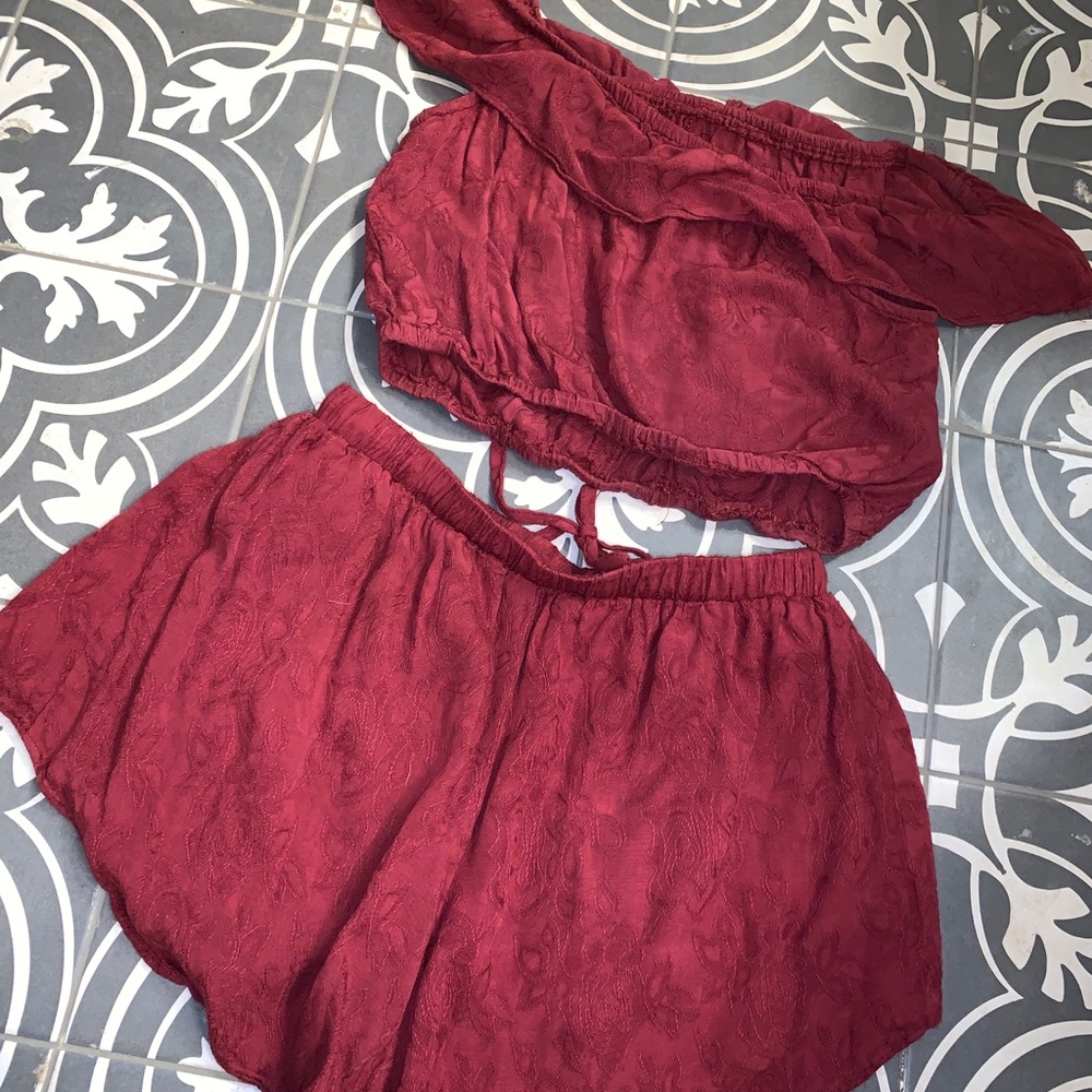 Two Piece from Tilly’s - Picture 2 of 2